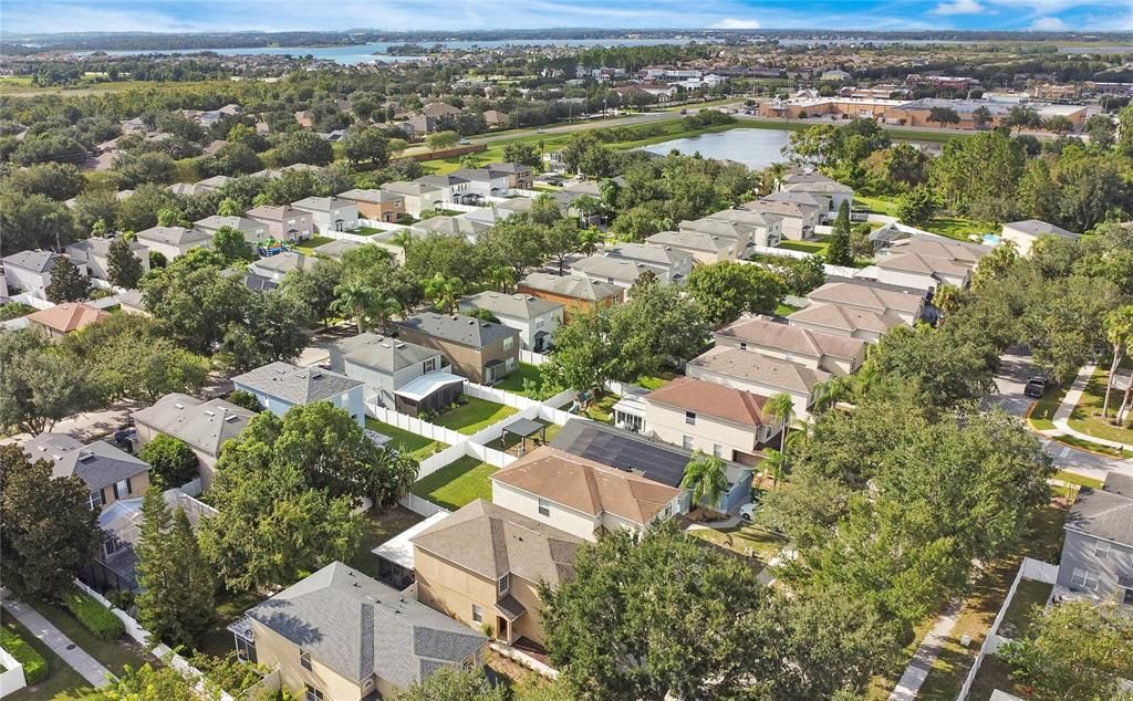 Под контрактом: $399,900 (3 спален, 2 ванн, 1828 Квадратных фут)