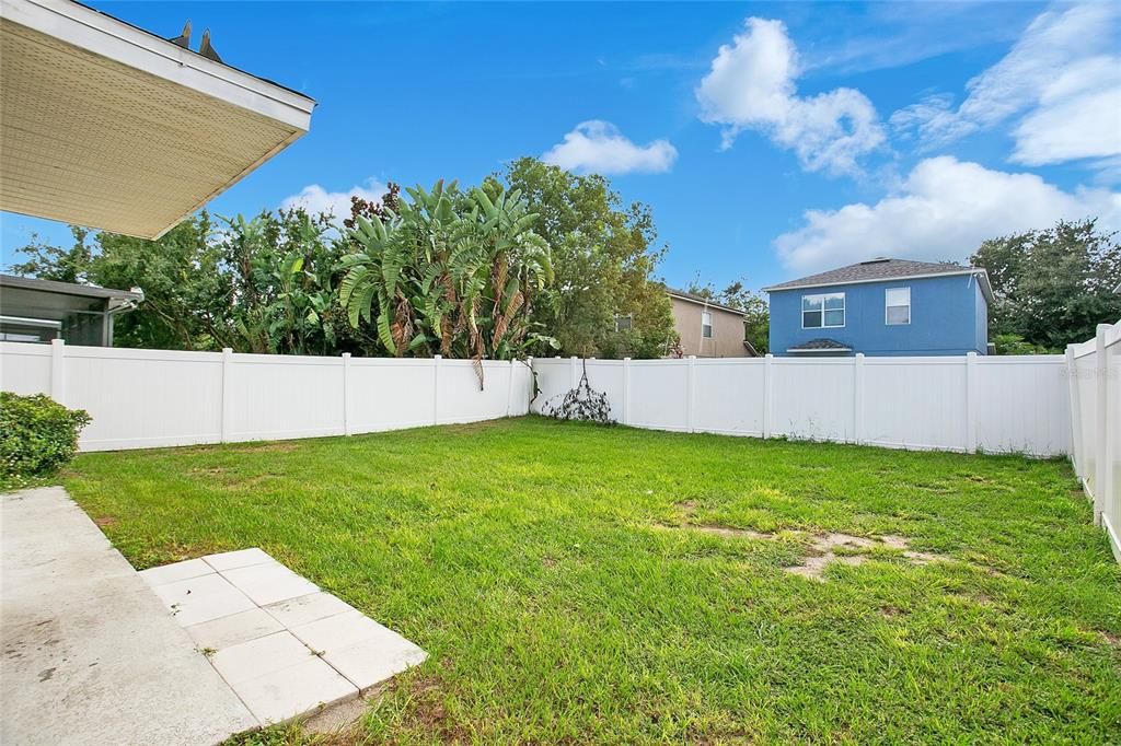 Под контрактом: $399,900 (3 спален, 2 ванн, 1828 Квадратных фут)