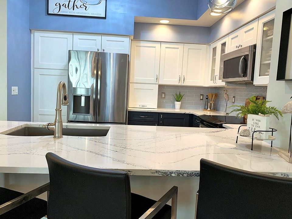 待售: $699,000 (3 贝兹, 3 浴室, 2100 平方英尺)