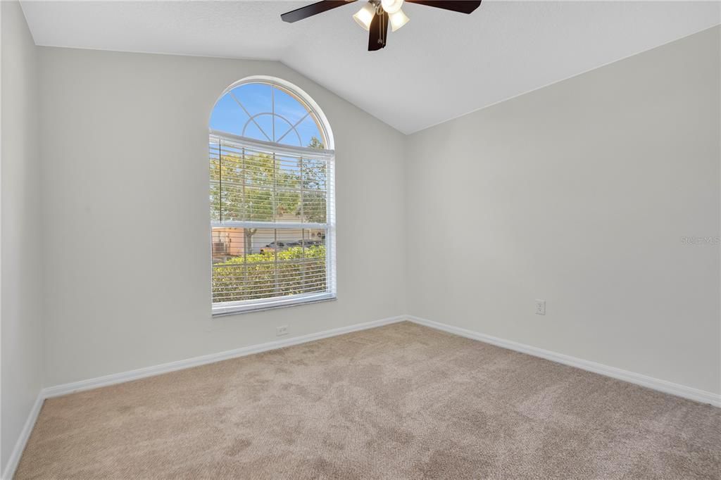 For Sale: $334,900 (4 beds, 2 baths, 1654 Square Feet)