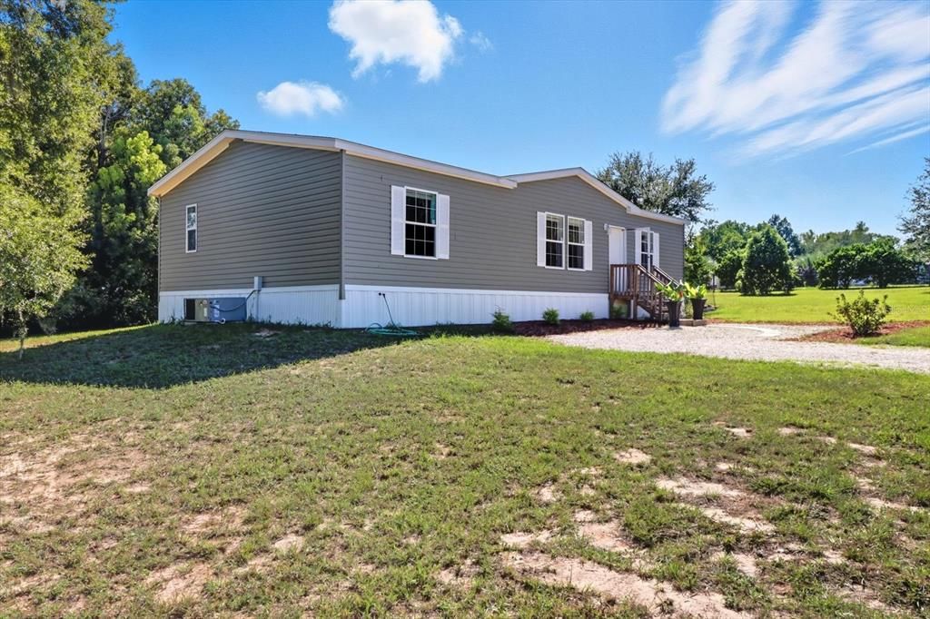 En Venta: $255,000 (3 camas, 2 baños, 1387 Pies cuadrados)