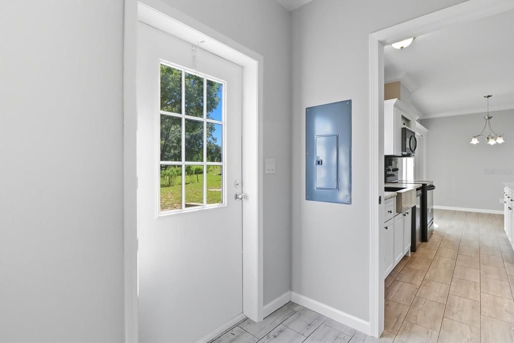 En Venta: $255,000 (3 camas, 2 baños, 1387 Pies cuadrados)