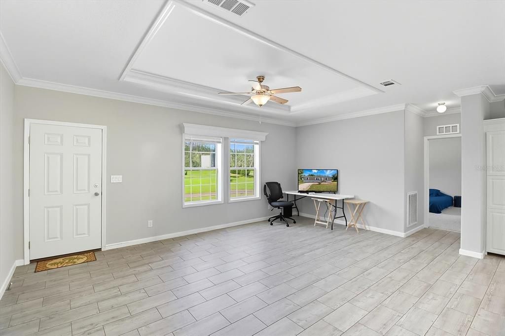 En Venta: $255,000 (3 camas, 2 baños, 1387 Pies cuadrados)