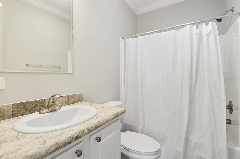 En Venta: $255,000 (3 camas, 2 baños, 1387 Pies cuadrados)