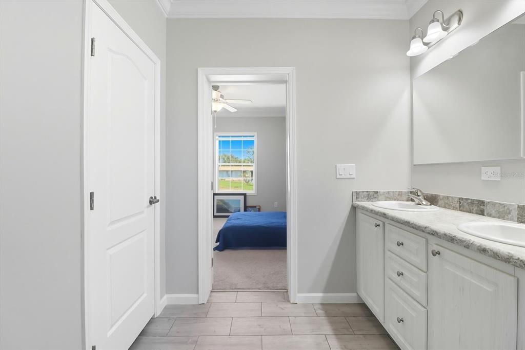 En Venta: $255,000 (3 camas, 2 baños, 1387 Pies cuadrados)