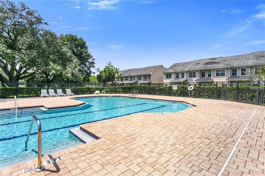 Под контрактом: $2,100 (3 спален, 2 ванн, 1822 Квадратных фут)