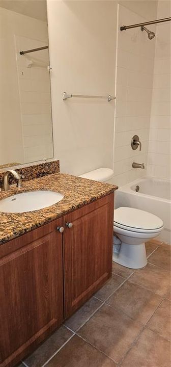 Под контрактом: $2,100 (3 спален, 2 ванн, 1822 Квадратных фут)