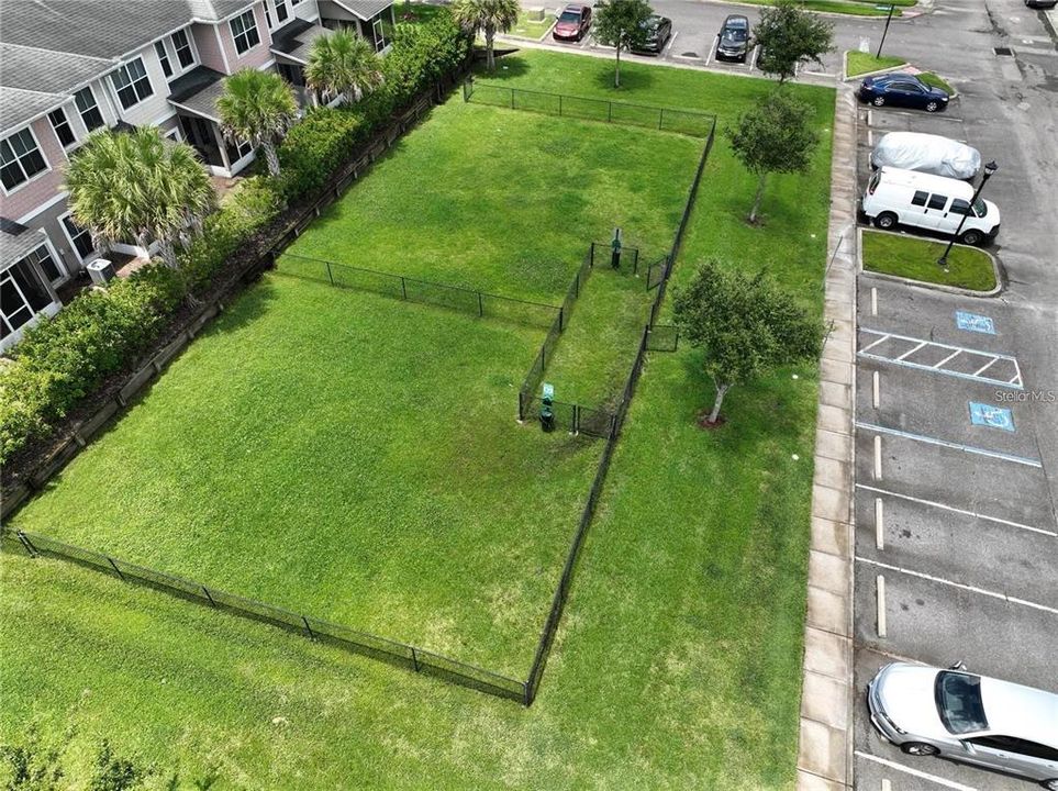 Под контрактом: $2,100 (3 спален, 2 ванн, 1822 Квадратных фут)