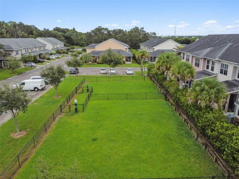 Под контрактом: $2,100 (3 спален, 2 ванн, 1822 Квадратных фут)