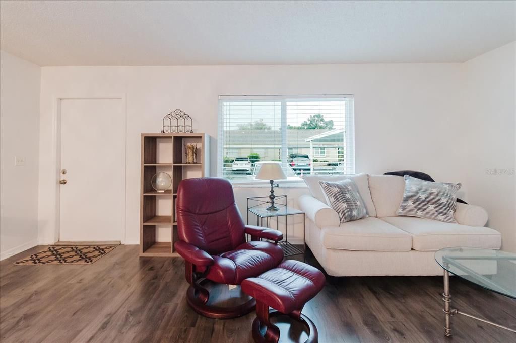 Activo con contrato: $117,000 (1 camas, 1 baños, 800 Pies cuadrados)