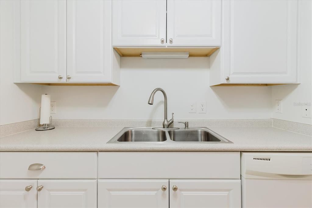 Activo con contrato: $117,000 (1 camas, 1 baños, 800 Pies cuadrados)