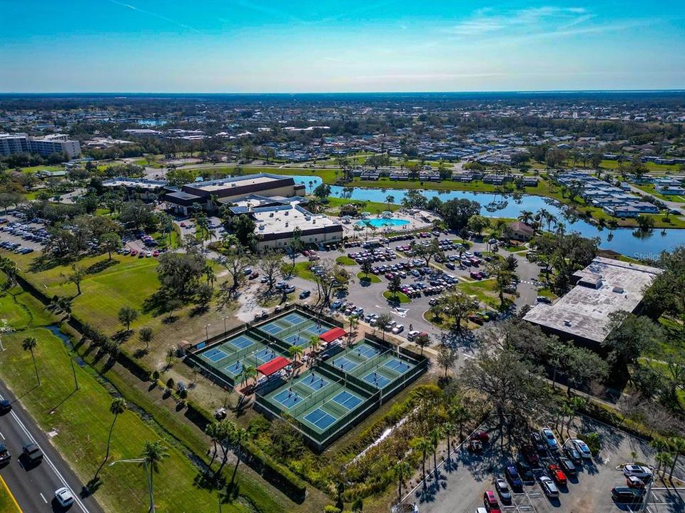 Activo con contrato: $117,000 (1 camas, 1 baños, 800 Pies cuadrados)