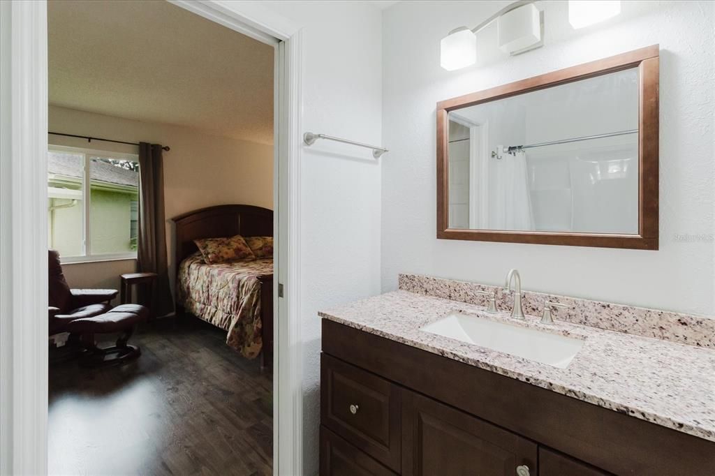 Activo con contrato: $117,000 (1 camas, 1 baños, 800 Pies cuadrados)