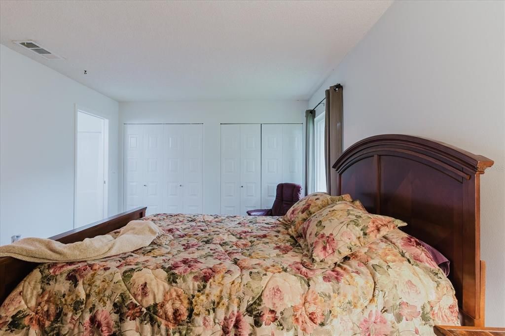 Activo con contrato: $117,000 (1 camas, 1 baños, 800 Pies cuadrados)