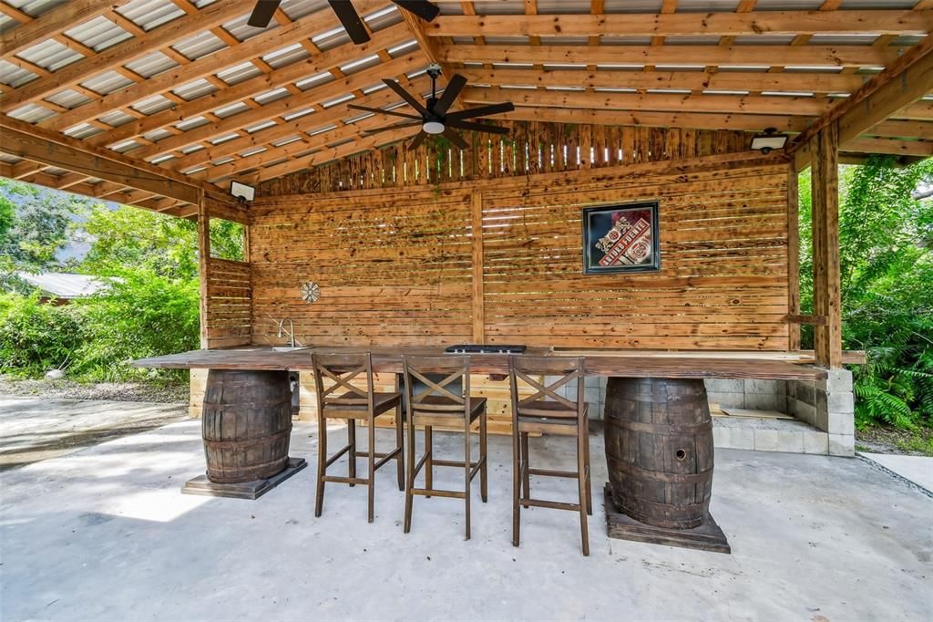 合同活跃: $525,000 (4 贝兹, 3 浴室, 2448 平方英尺)