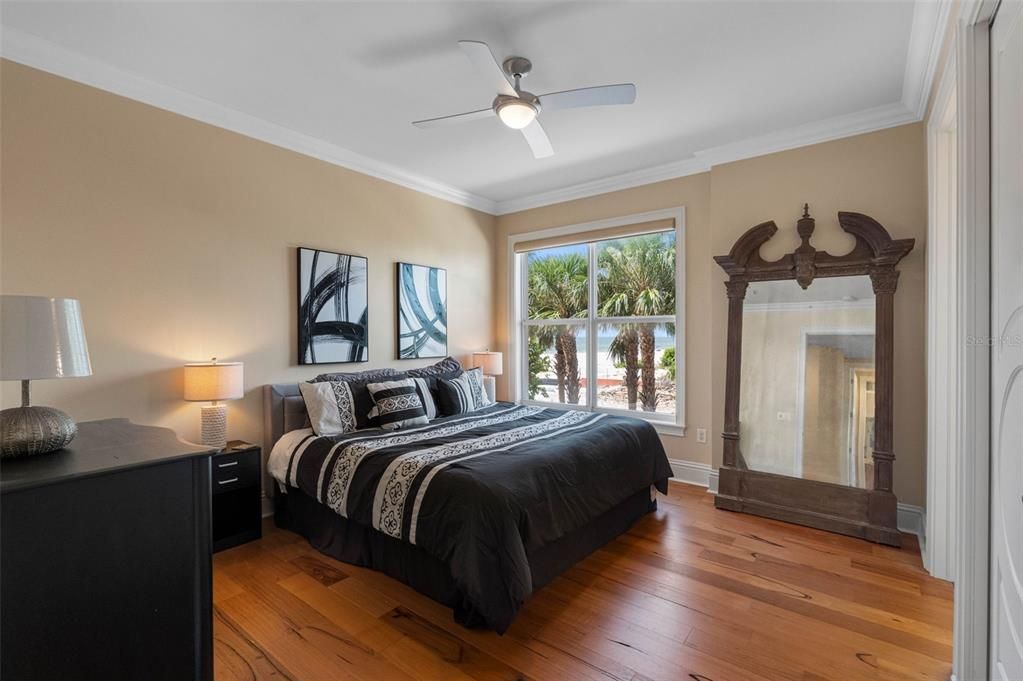 For Sale: $3,250,000 (3 beds, 3 baths, 3186 Square Feet)