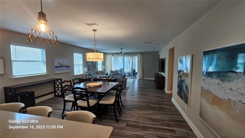 En Renta: $3,100 (3 camas, 2 baños, 2216 Pies cuadrados)