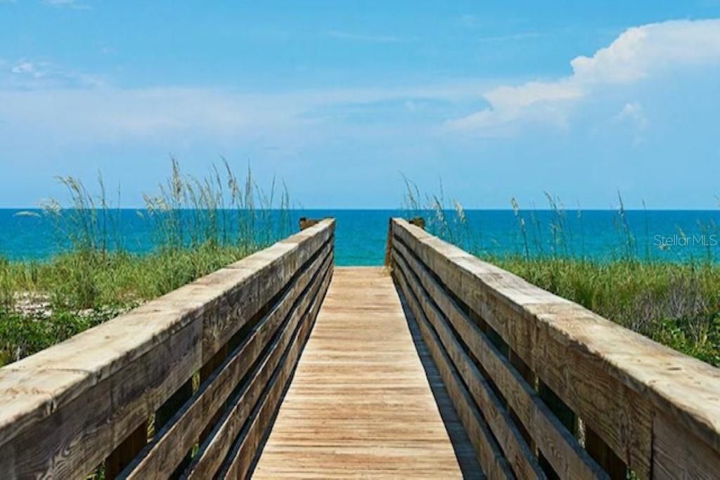 En Renta: $3,100 (3 camas, 2 baños, 2216 Pies cuadrados)