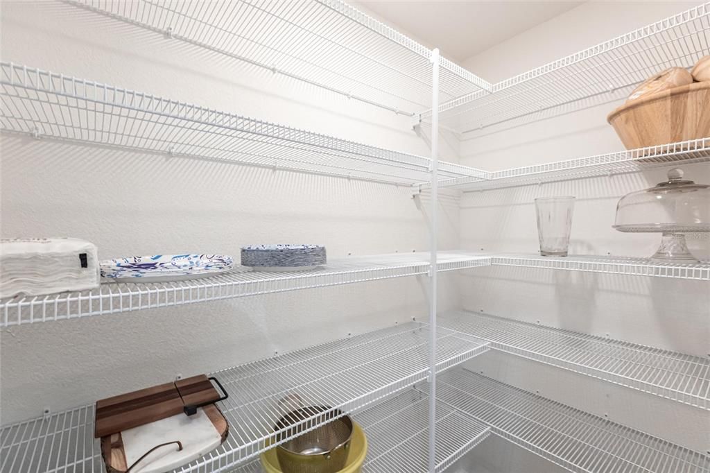 For Rent: $7,200 (3 beds, 3 baths, 1841 Square Feet)