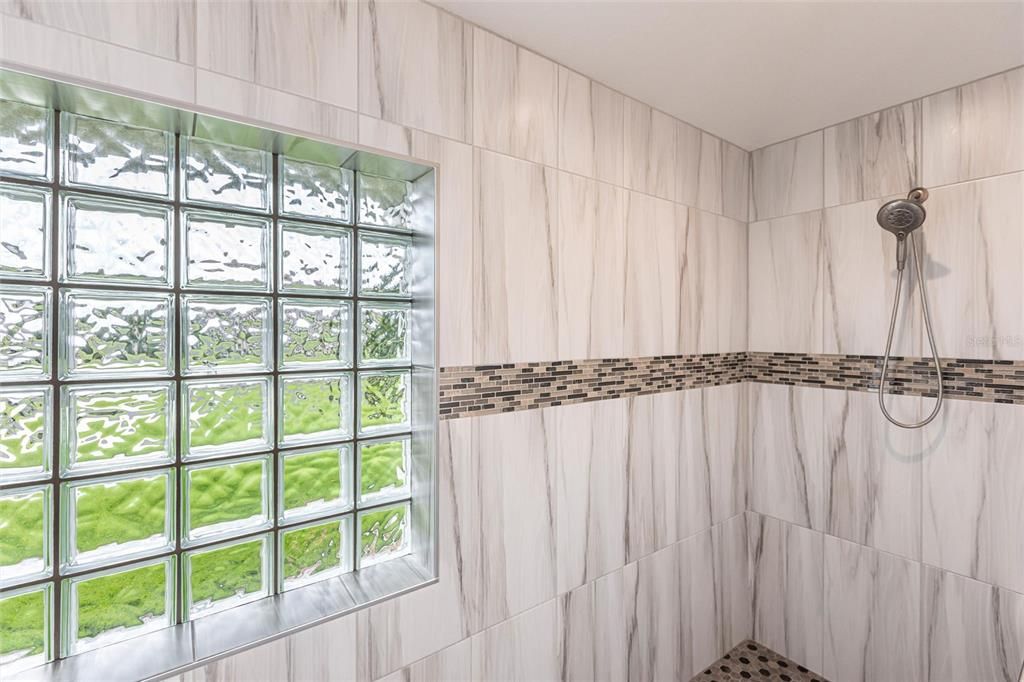 For Rent: $7,200 (3 beds, 3 baths, 1841 Square Feet)