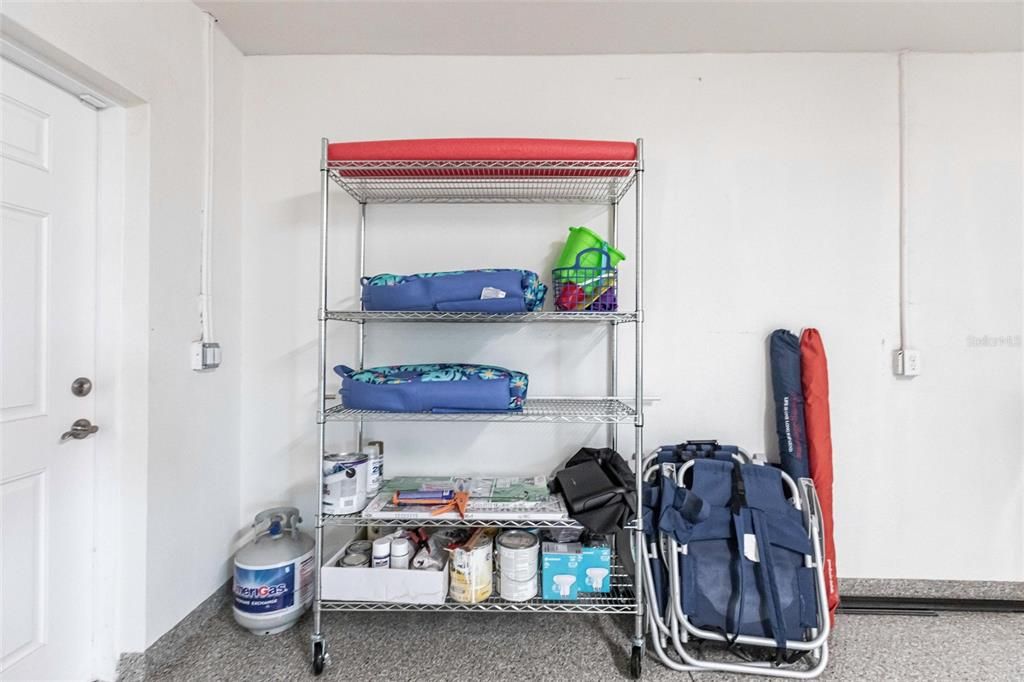 For Rent: $7,200 (3 beds, 3 baths, 1841 Square Feet)