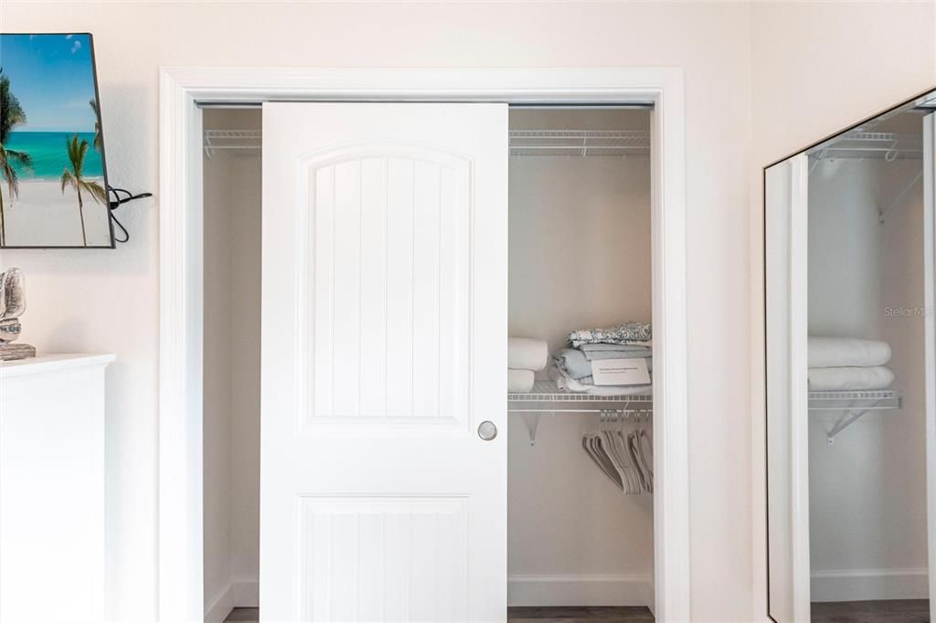 For Rent: $7,200 (3 beds, 3 baths, 1841 Square Feet)