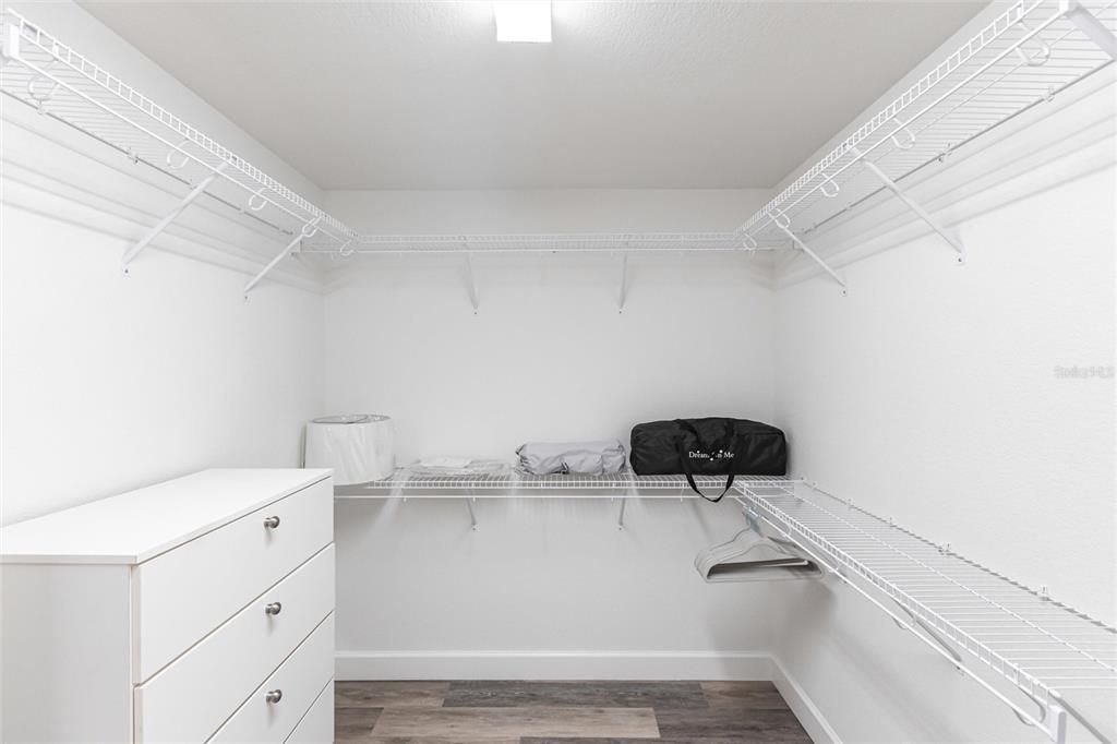 For Rent: $7,200 (3 beds, 3 baths, 1841 Square Feet)