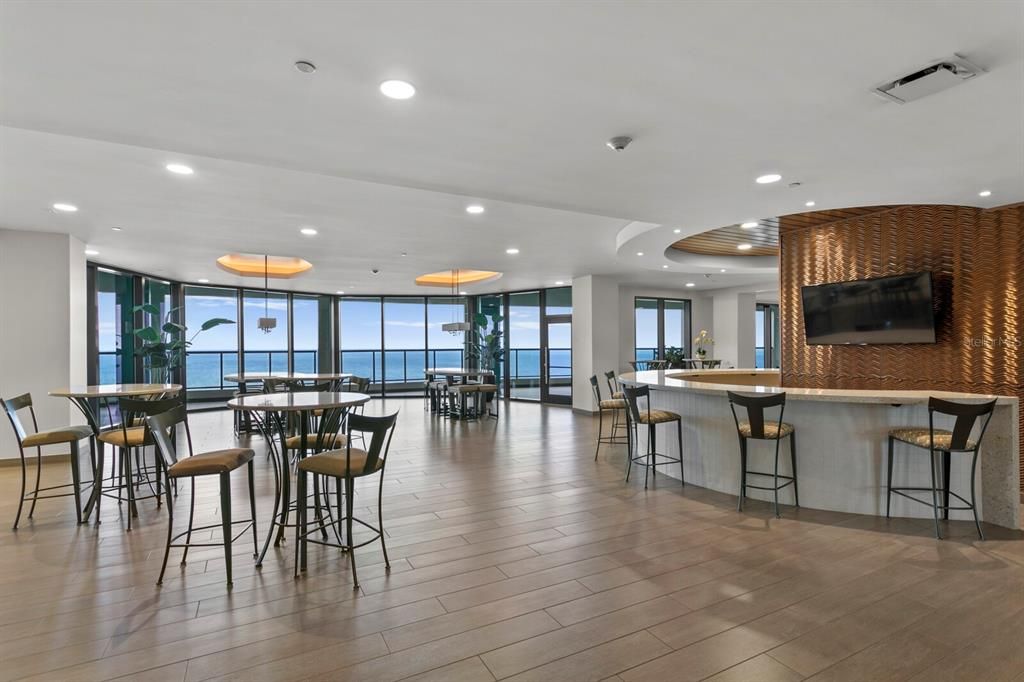 Active With Contract: $4,250 (1 beds, 1 baths, 1226 Square Feet)