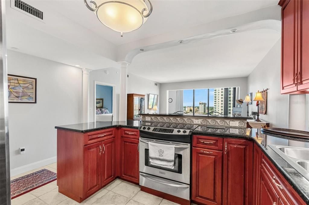 Active With Contract: $4,250 (1 beds, 1 baths, 1226 Square Feet)