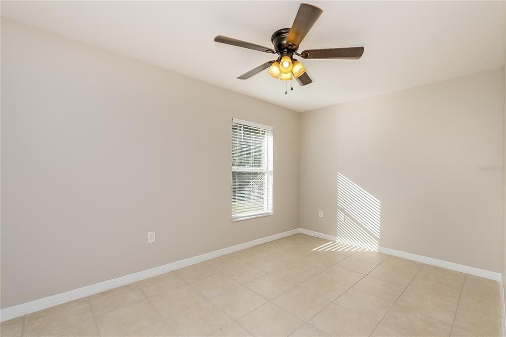 For Rent: $1,745 (3 beds, 3 baths, 1325 Square Feet)