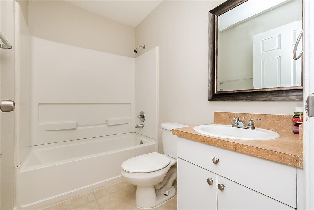 For Rent: $1,745 (3 beds, 3 baths, 1325 Square Feet)