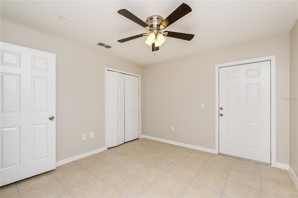 For Rent: $1,745 (3 beds, 3 baths, 1325 Square Feet)