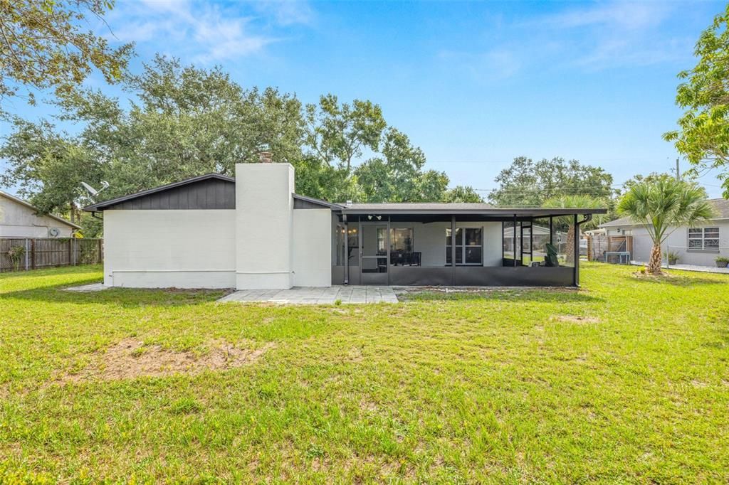 Active With Contract: $554,000 (3 beds, 2 baths, 1409 Square Feet)