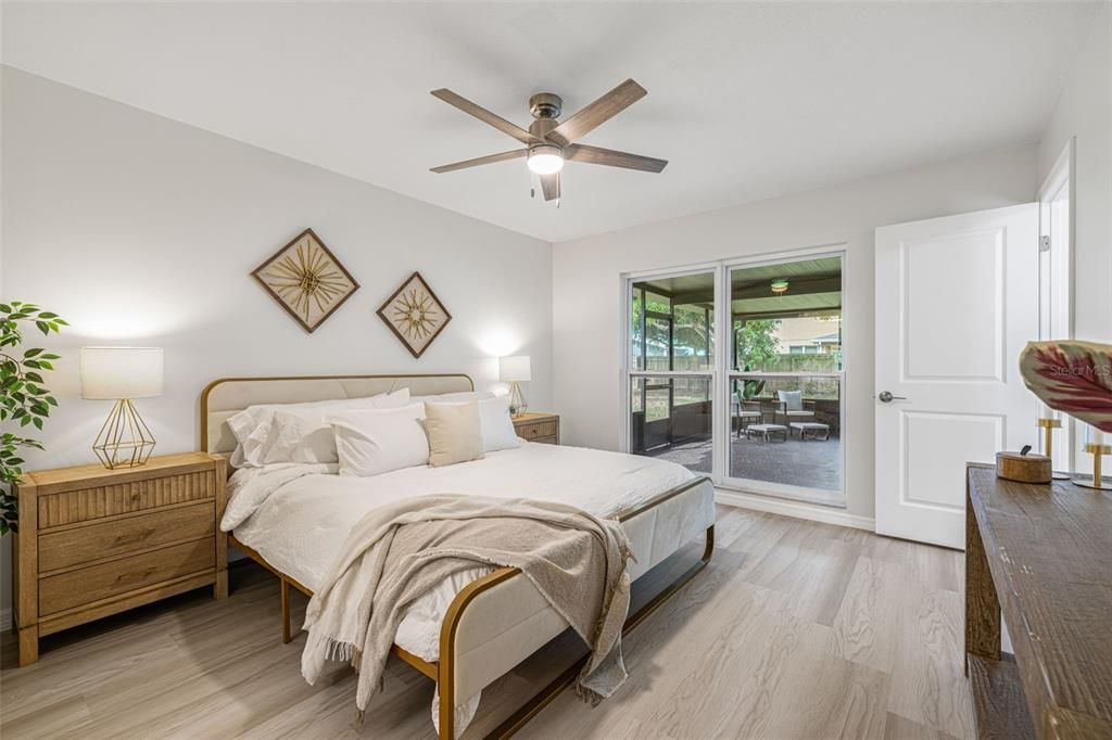 Active With Contract: $554,000 (3 beds, 2 baths, 1409 Square Feet)