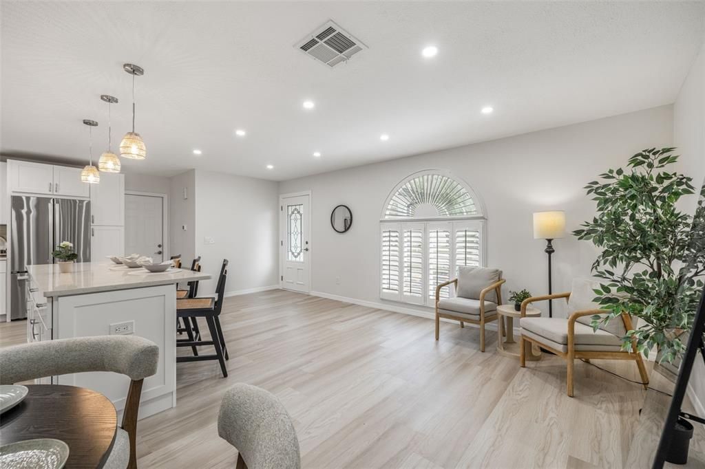 Active With Contract: $554,000 (3 beds, 2 baths, 1409 Square Feet)