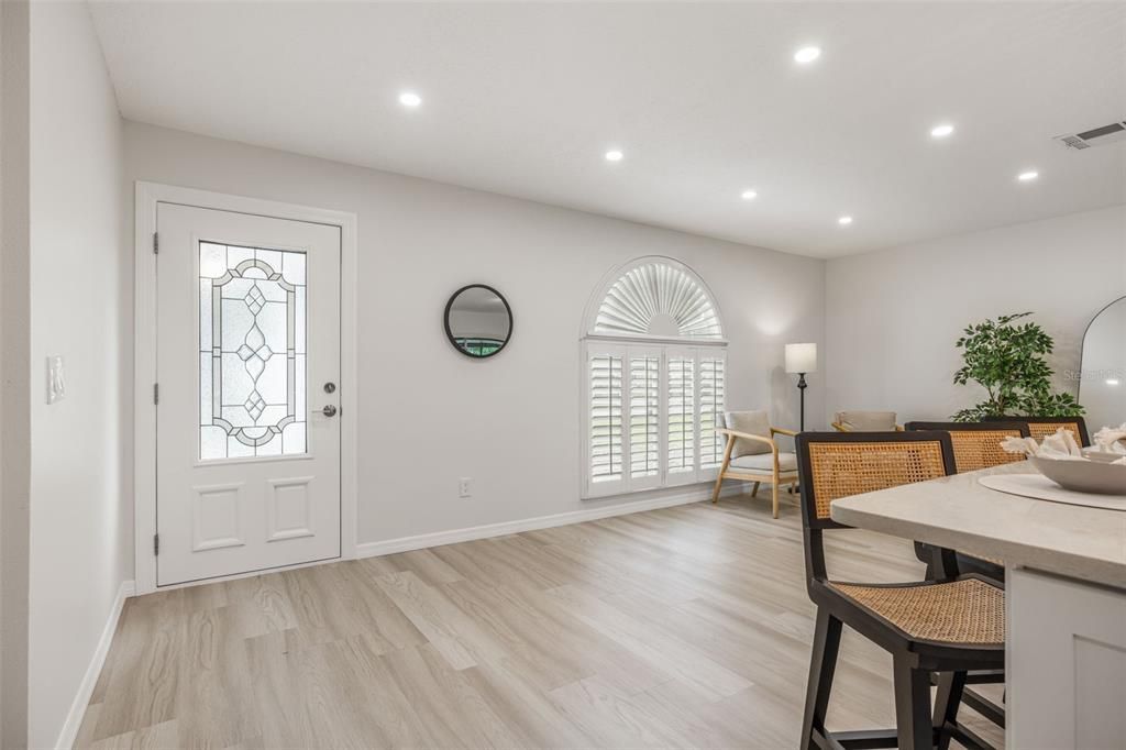 Active With Contract: $554,000 (3 beds, 2 baths, 1409 Square Feet)