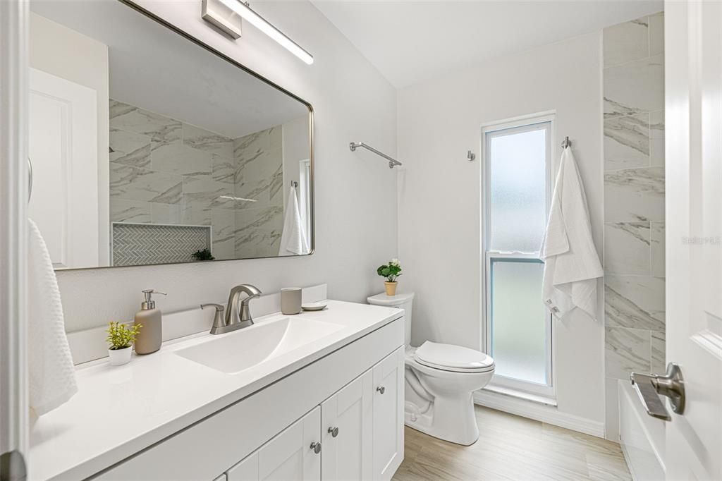 Active With Contract: $554,000 (3 beds, 2 baths, 1409 Square Feet)