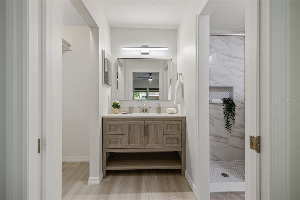 Active With Contract: $554,000 (3 beds, 2 baths, 1409 Square Feet)