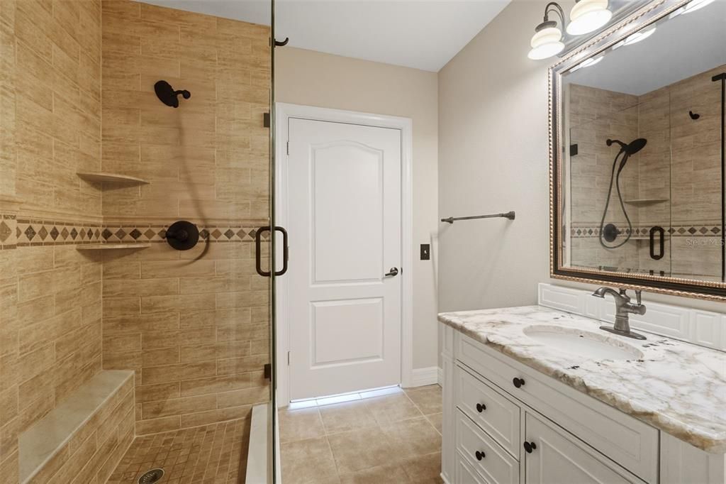 Active With Contract: $470,000 (2 beds, 2 baths, 1290 Square Feet)