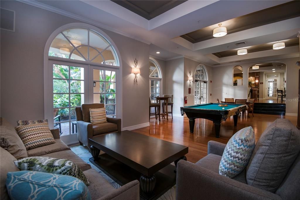 Active With Contract: $470,000 (2 beds, 2 baths, 1290 Square Feet)