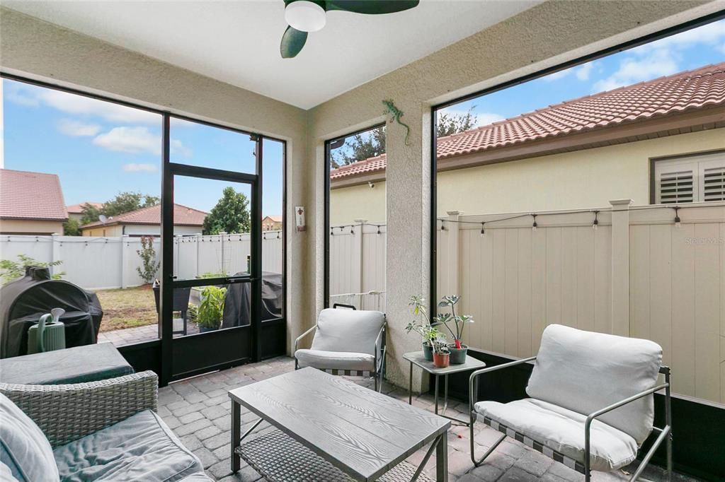 Active With Contract: $475,000 (3 beds, 2 baths, 2117 Square Feet)