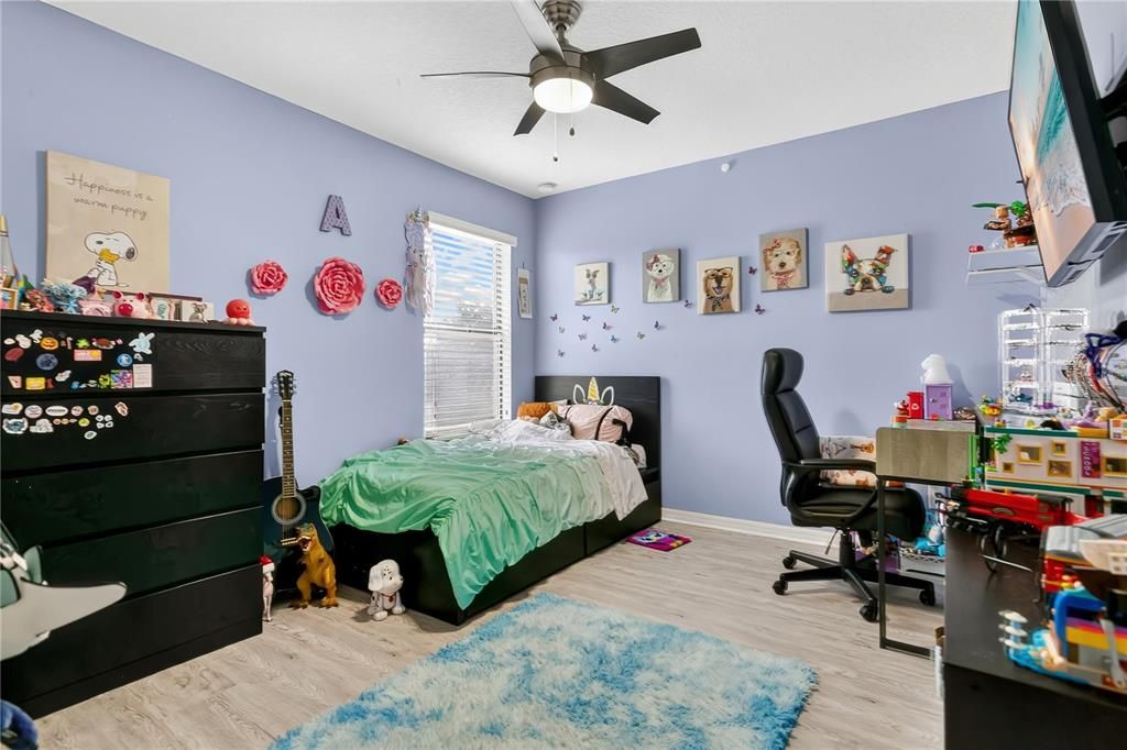 Active With Contract: $475,000 (3 beds, 2 baths, 2117 Square Feet)