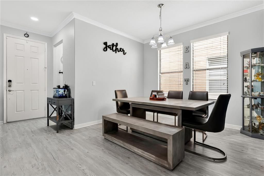 Active With Contract: $475,000 (3 beds, 2 baths, 2117 Square Feet)