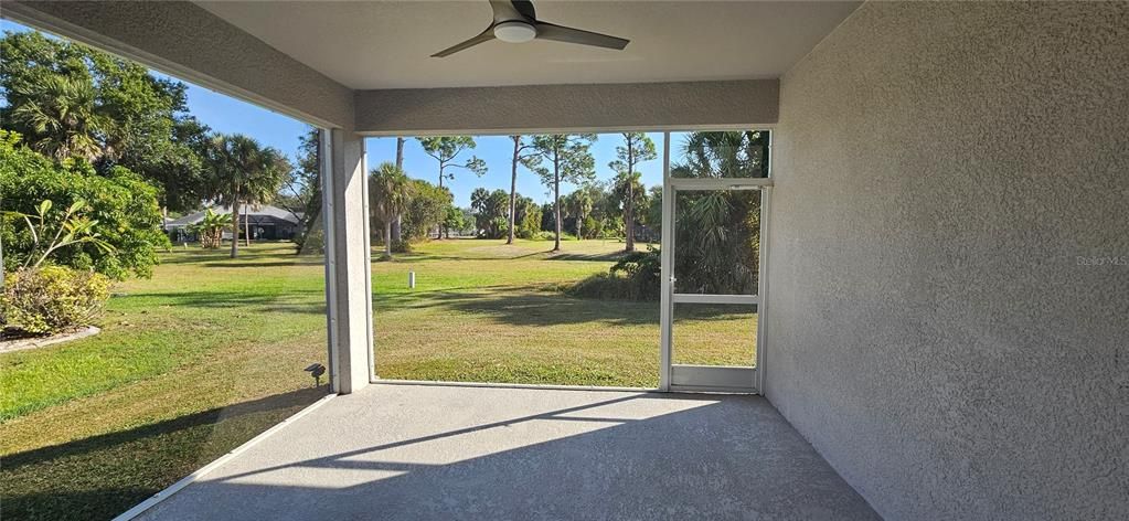 出租: $2,075 (3 贝兹, 2 浴室, 2066 平方英尺)