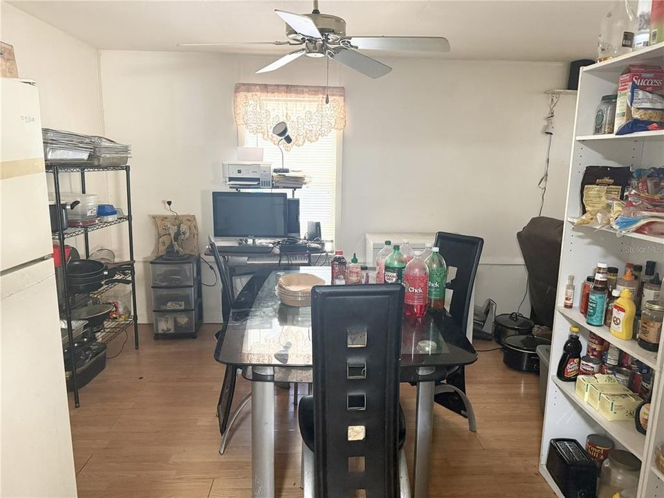 For Sale: $220,000 (3 beds, 2 baths, 1440 Square Feet)