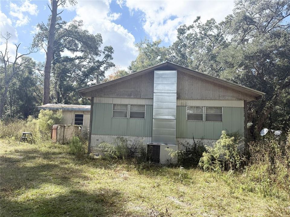 For Sale: $220,000 (3 beds, 2 baths, 1440 Square Feet)