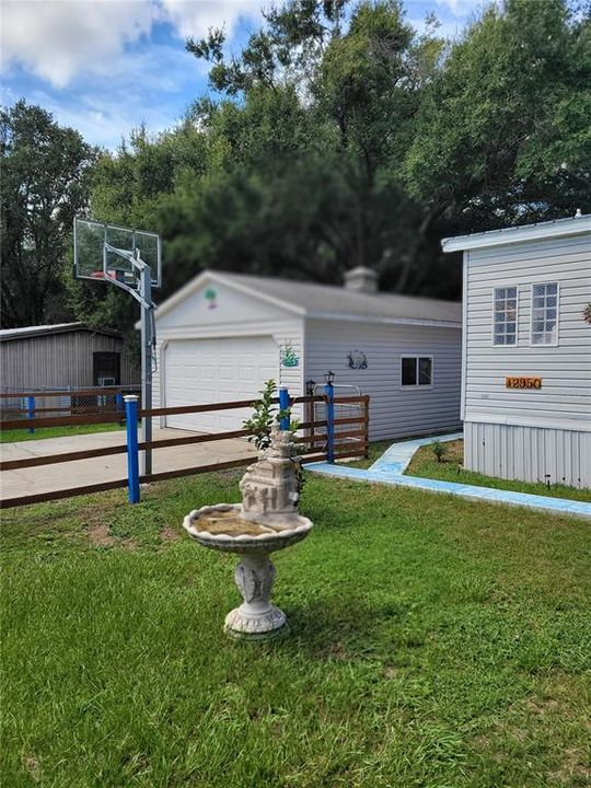 For Sale: $199,500 (3 beds, 2 baths, 1304 Square Feet)