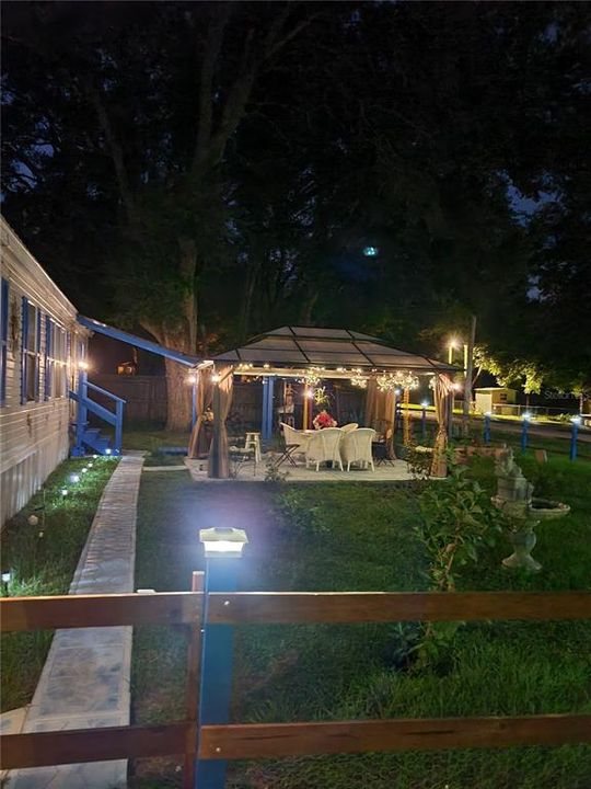 For Sale: $199,500 (3 beds, 2 baths, 1304 Square Feet)