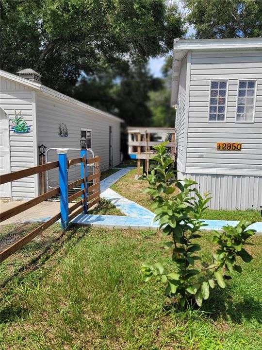 For Sale: $199,500 (3 beds, 2 baths, 1304 Square Feet)