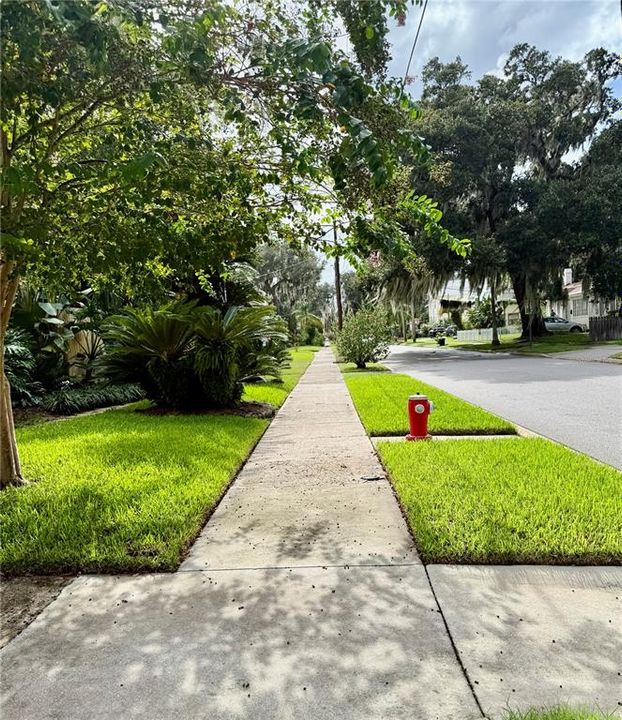 待售: $362,250 (2 贝兹, 2 浴室, 1383 平方英尺)